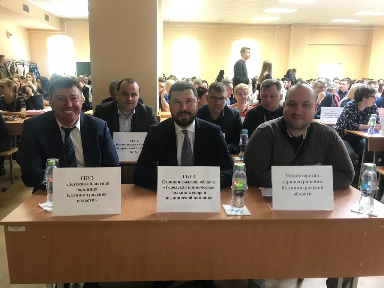 Главный врач Городской больницы № 2 Степан Миракян принял участие в ярмарке вакансий, которая прошла в Санкт-Петербурге