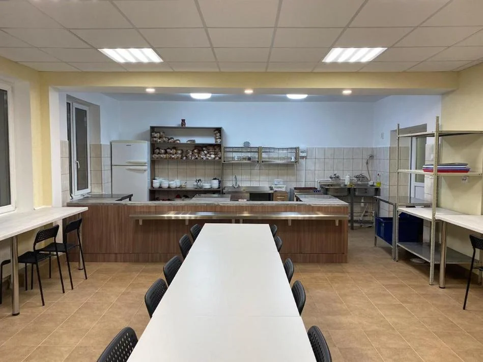 Завершен ремонт столовой стационара на улице Чапаева, 26-28