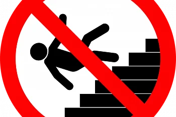 От травм на лестнице защитит специальное покрытие