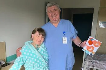 Врачи кардиоцентра выполнили пациентке из Комсомольска-на-Амуре высокотехнологичную операцию протезирования аортального клапана щадящим способом