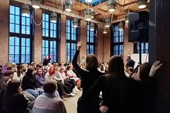 Театральную постановку в Калининграде посвятили теме ВИЧ-инфекции в общественном пространстве Театральную постановку в Калининграде посвятили теме ВИЧ-инфекции в общественном пространстве