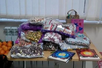 Неравнодушные калининградцы поздравили пациентов отделения паллиативной медицинской помощи с Новым годом